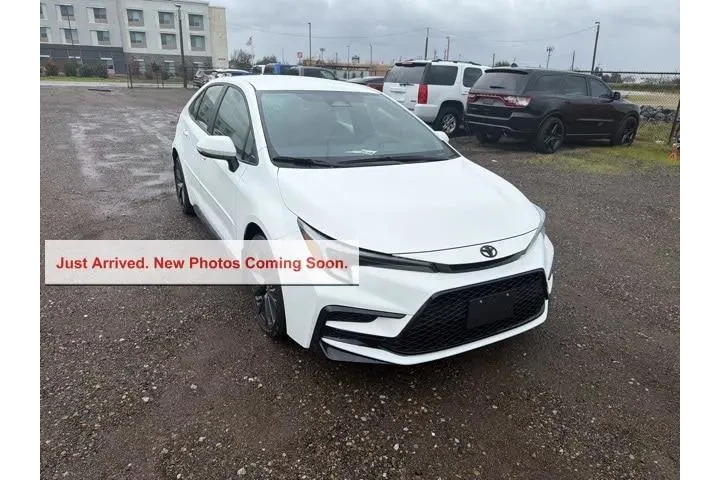 $29900 : Toyota Corolla 2026 SE 4dr S image 1