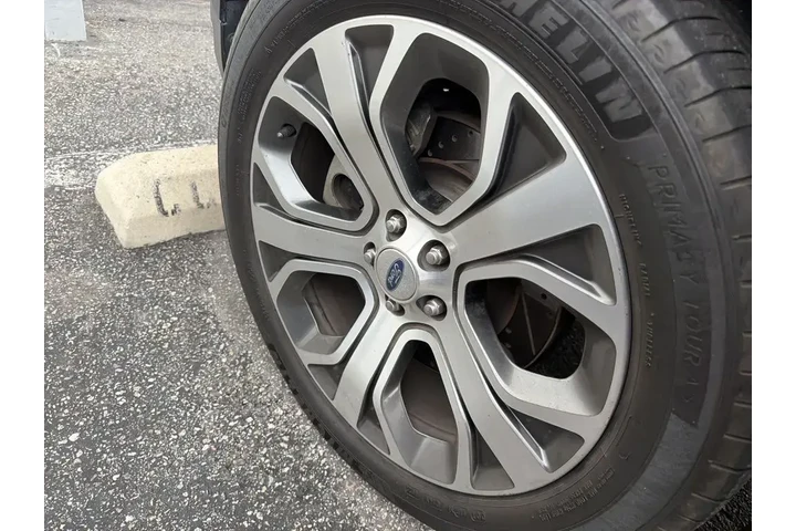 $27723 : Ford Explorer 2019 AWD Plati image 3