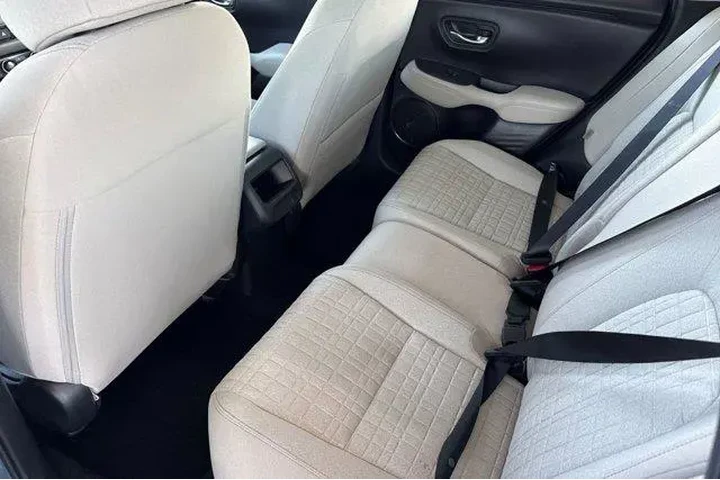 $23998 : Honda HR-V 2025 LX 4dr Cross image 6
