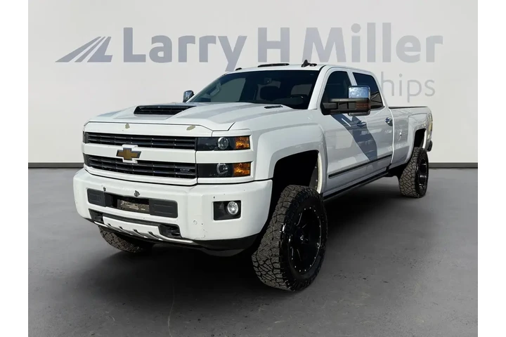 $39856 : Chevrolet Silverado 3500HD 2 image 1