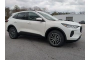 $27301 : Ford Escape Plug-In Hybrid 2 thumbnail