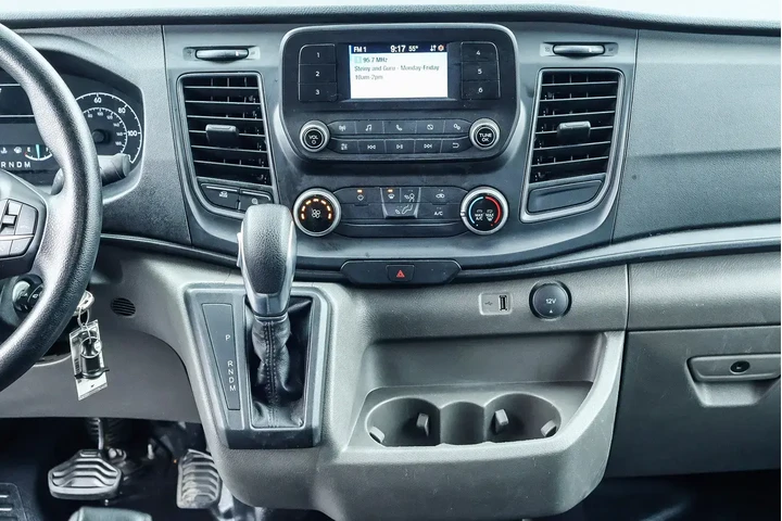 $40000 : Ford Transit 2023 AWD 250 3d image 7