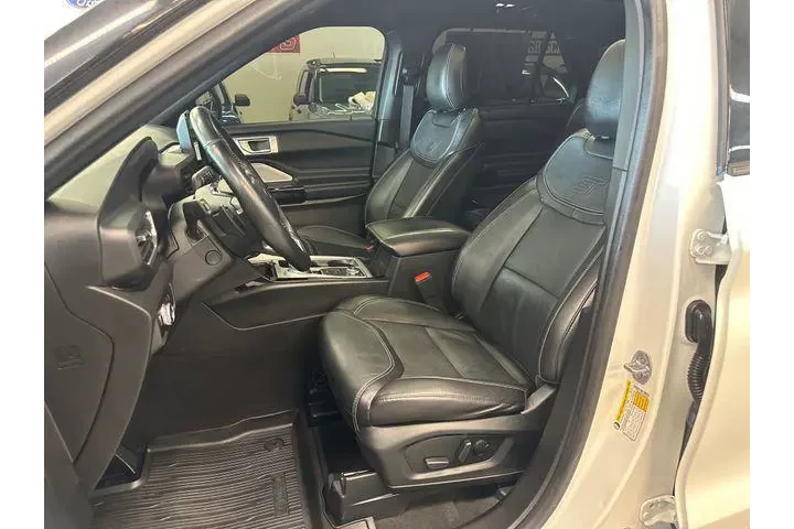 $40000 : Ford Explorer 2023 AWD ST 4d image 5
