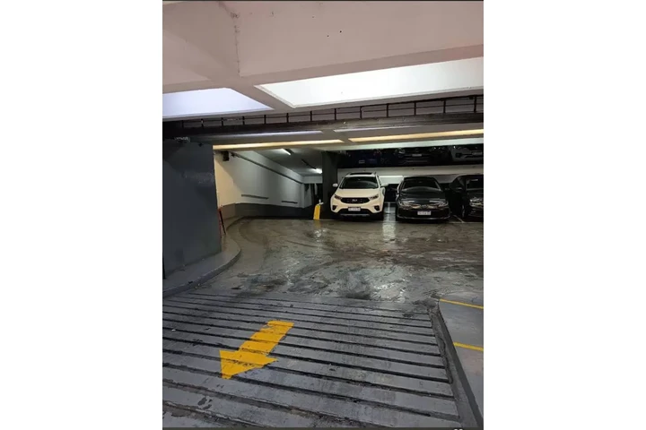 $17000 : Cochera fija cubierta en venta image 5