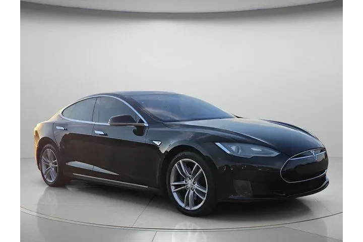 $19991 : Tesla Model S 2015 85 4dr Li image 8