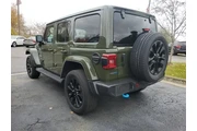 $27700 : Jeep Wrangler Unlimited 2022 thumbnail