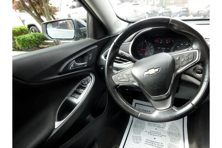 $11900 : 2020 Malibu 4dr Sdn RS image 10