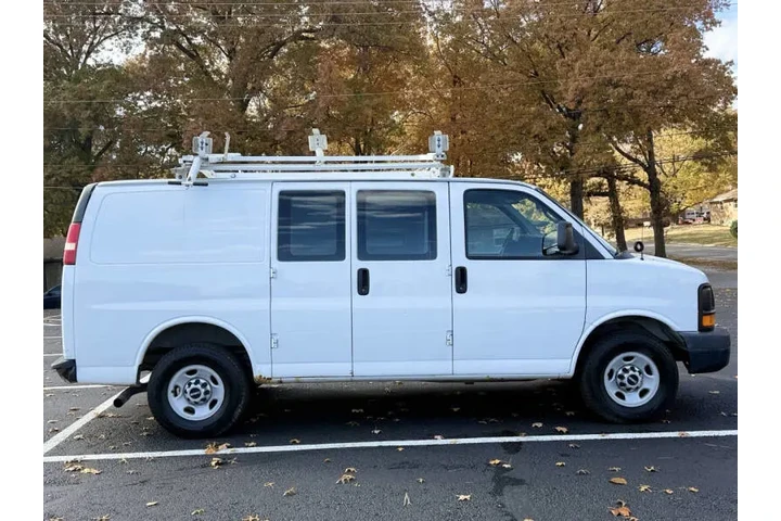 $13999 : 2012 GMC Savana 2500 image 9