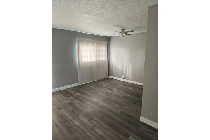 $3000 : Gardena 3bed/ 2bed image 7