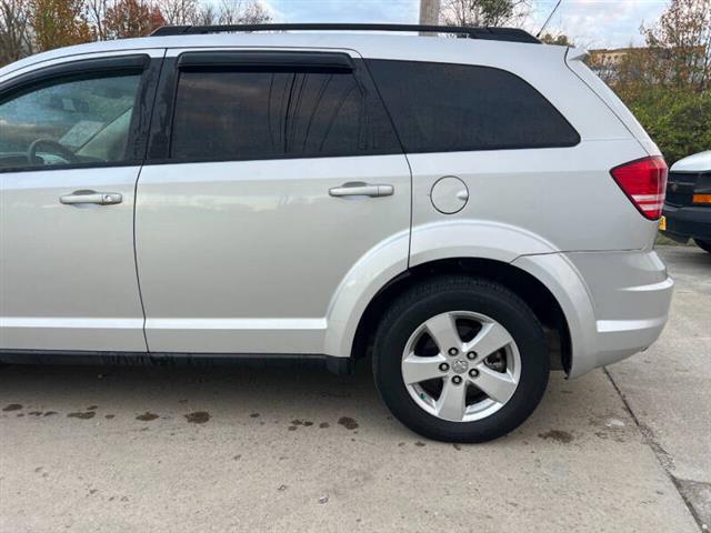 $4995 : 2010 Journey SXT image 10