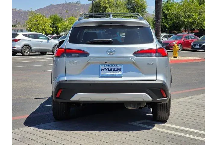 $26500 : Toyota Corolla Cross 2024 XL image 6