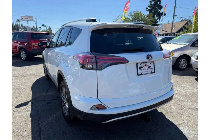 $11995 : 2016 RAV4 Hybrid XLE image 6