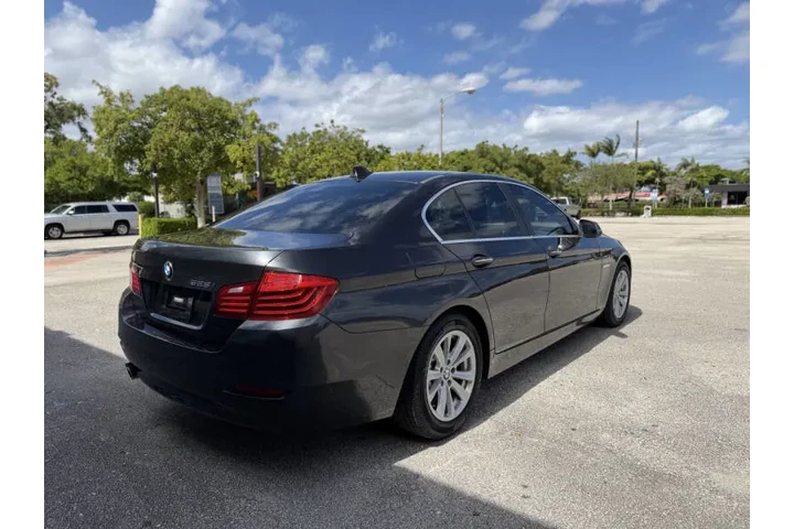 $9998 : 2015 BMW 5 Series 528i image 6