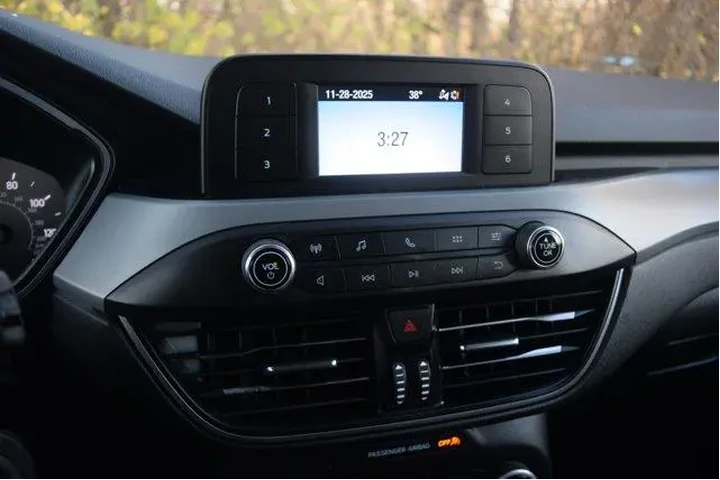 $16000 : Ford Escape 2020 S 4dr SUV image 9