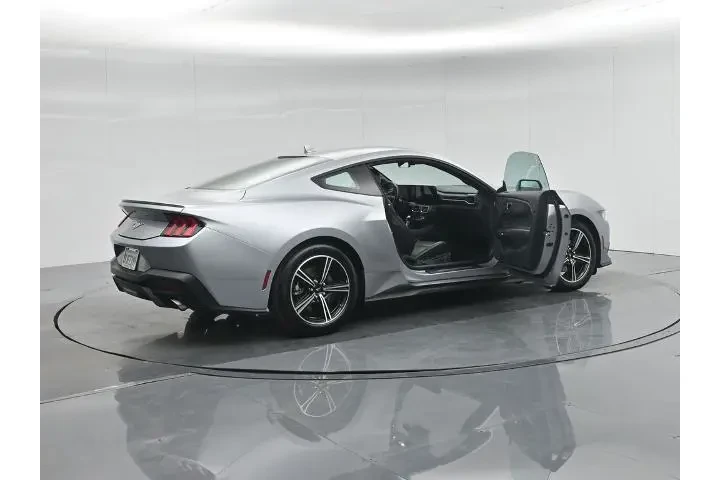 $28900 : Ford Mustang 2024 EcoBoost P image 6