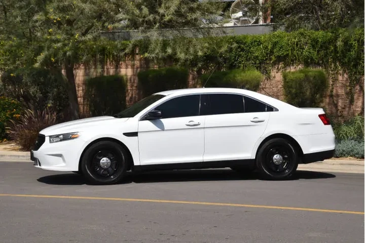$13750 : 2015 Taurus Police Interceptor image 5