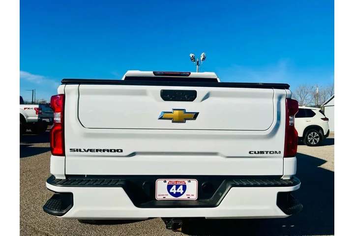 $29995 : 2022 Silverado 1500 Limited C image 6