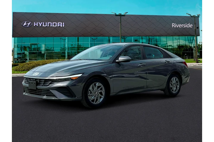 $20591 : Hyundai ELANTRA Hybrid 2024 image 2