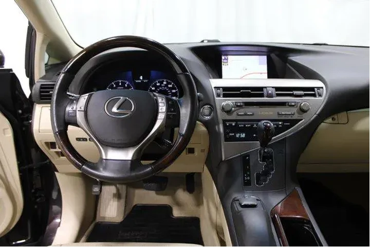 $17982 : Lexus RX 350 2013 AWD 4dr SU image 2