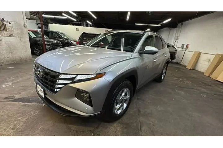 $22614 : Hyundai TUCSON 2023 AWD SEL image 1