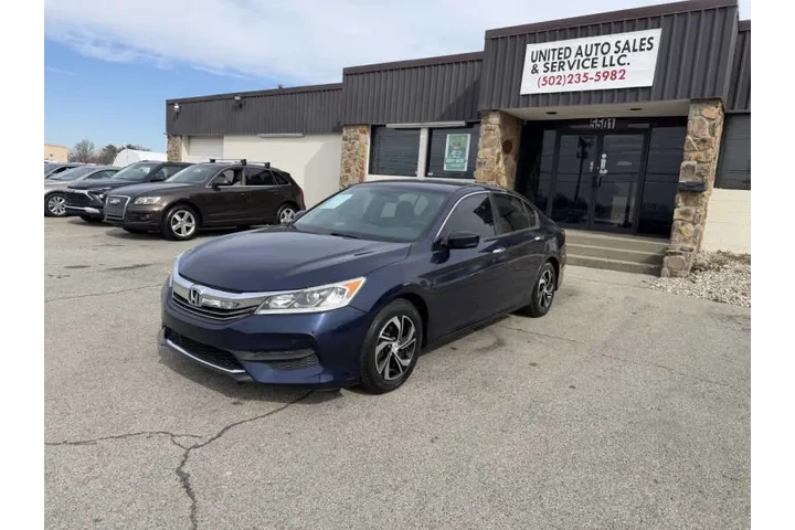 $9450 : 2017 Accord LX image 5