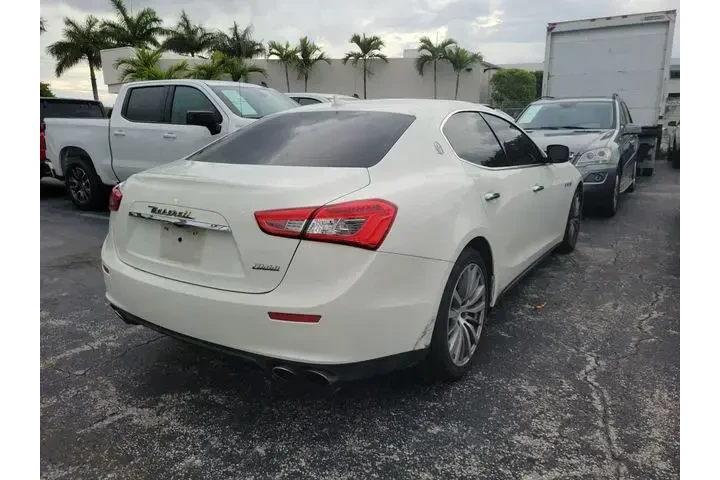 $12990 : Maserati Ghibli 2015 4dr Sed image 3
