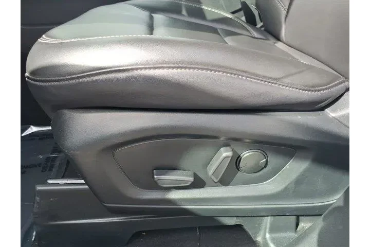 $28897 : Ford Explorer 2024 AWD XLT 4 image 6