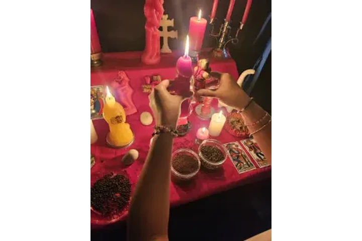 CANDELA SANTOS🔮 image 2