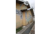 Interior and exteriores thumbnail