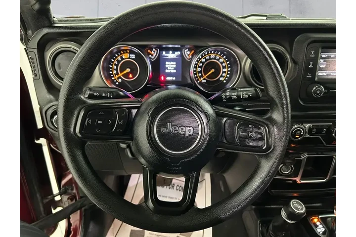 $27691 : Jeep Wrangler Unlimited 2021 image 9