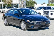 $23000 : Hyundai ELANTRA 2026 SE 4dr thumbnail