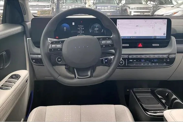 $39223 : Hyundai IONIQ 5 2025 Limited image 5