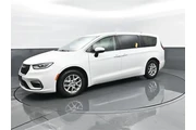 Chrysler Pacifica 2023 Touri en Madison WV