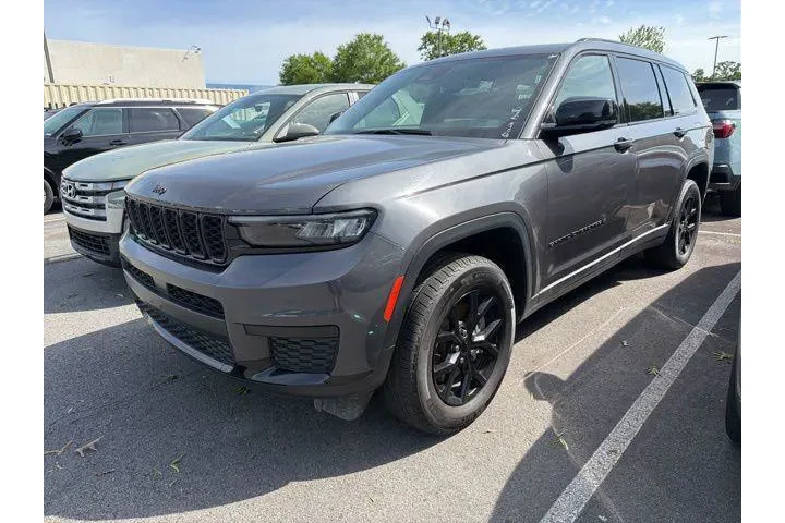 $32791 : Jeep Grand Cherokee L 2024 4 image 3
