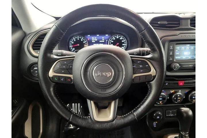 $15998 : Jeep Renegade 2017 4x4 Limit image 10