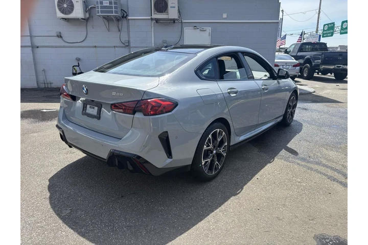 $39498 : BMW 2 Series 2026 AWD 228 xD image 9