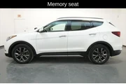 $14977 : Hyundai SANTA FE Sport 2017 thumbnail