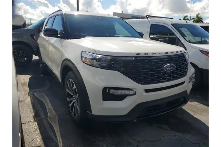 $29590 : Ford Explorer 2022 ST-Line 4 image 2