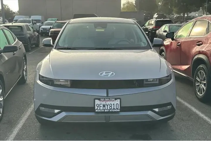 $24990 : Hyundai IONIQ 5 2023 SEL 4dr image 5