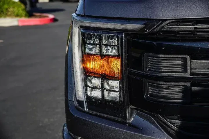 $39995 : Ford F-150 2022 4x4 XLT 4dr image 10