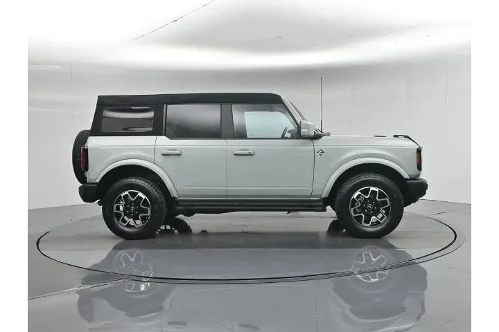 $33975 : Ford Bronco 2023 4x4 Base Ad image 8