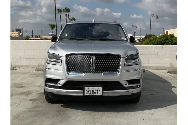 $31888 : Lincoln Navigator L 2019 4x4 image 2