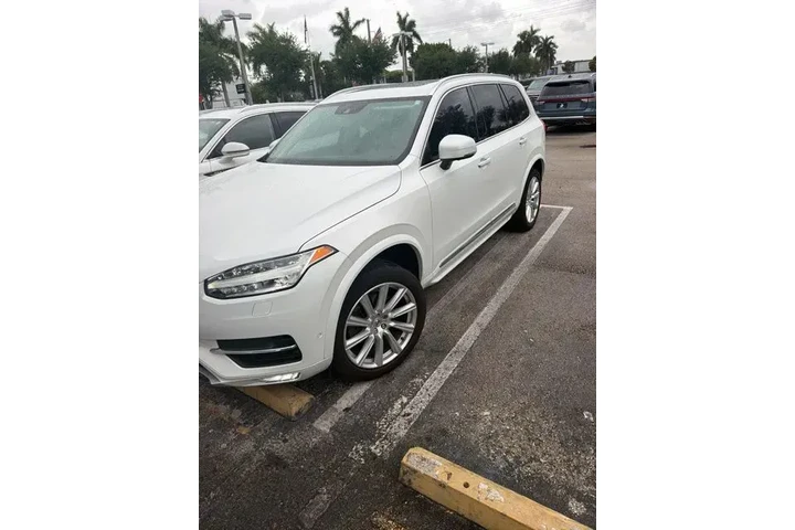 $10990 : Volvo XC90 2017 AWD T6 Inscr image 2
