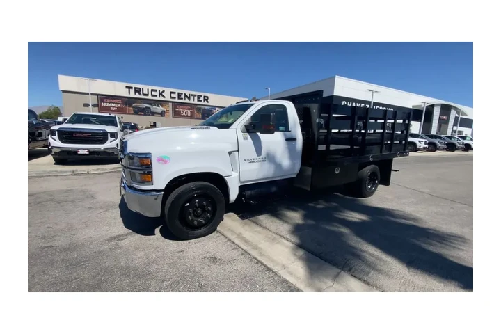 $48800 : 2019 Silverado 4500 HD image 4