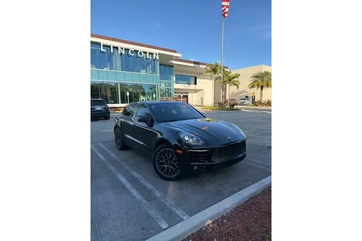 $25990 : Porsche Macan 2018 AWD 4dr S image 2