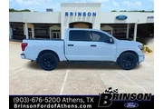$34591 : Nissan Titan 2023 4x4 SV 4dr thumbnail