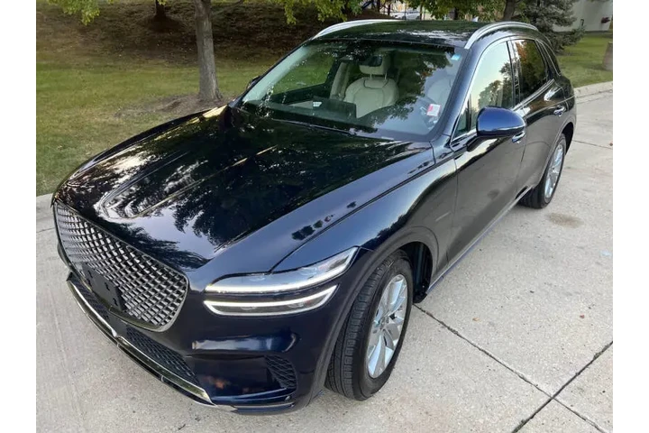 $1 : 2023 Genesis GV70 2.5T Standa image 2