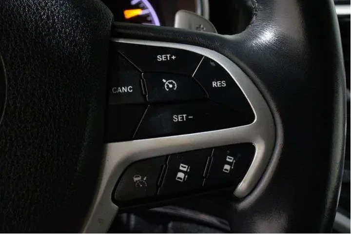 $19682 : Jeep Grand Cherokee 2018 4x4 image 10