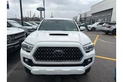 $30896 : Toyota Tacoma 2019 4x4 TRD P thumbnail
