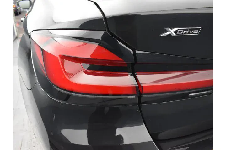 $33752 : BMW 5 Series 2023 AWD 530i x image 7